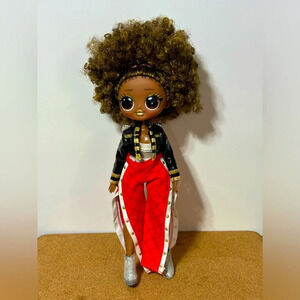 5/$25 
LOL Surprise Royal Bee OMG Fashion Doll 10 " Good Used Condition